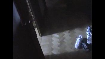 ベッドで汗ばむエロペアのディレタンテ動画