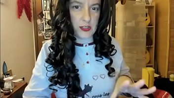私はあなたがそれを楽しんでいるあなたの元妻の写真に腹を立てますか？
