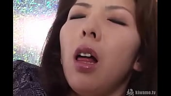 淫乱おばさんがオナニーする時①！