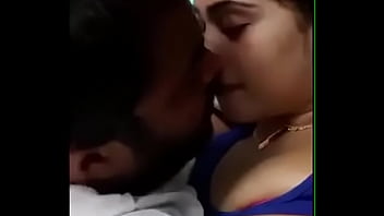 Что сделала Бхабхи, когда осталась одна? Секс-видео с Бхабхи