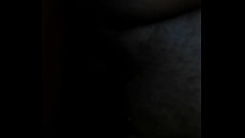 NALGONA BRUNETTEは、私が空になるまで彼女のピンガを彼女の狭いところに置き、熱い猫を入れるように私に支払います