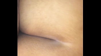 異人種間のカップルの後背位