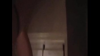 Домашнее видео двух горячих девушек, трахающихся, как будто следующего дня не будет