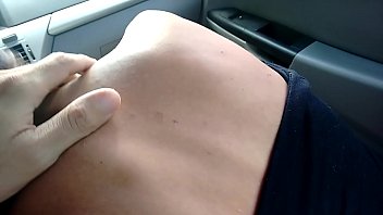 ガールフレンドノヴィーニャモレナ18年の白が車に吸い込まれているPART2