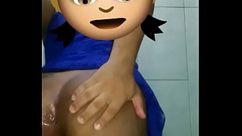 25cmのお尻が壊れたエッチな人妻 4 車の中で超ザーメンを吐き出しました