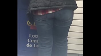 ジーンズの盗撮ソフト熟女戦利品