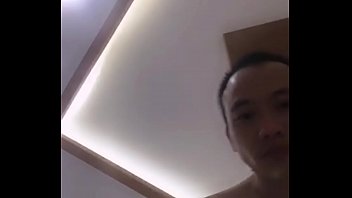 熱い女の子のおまんこは恋人をモーテルに行くように誘惑します（5）