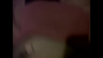 黒人の女の子がぽっちゃり後背位を取得