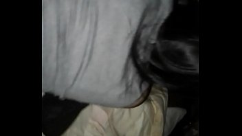 私たちは服を脱ぐために前進しません