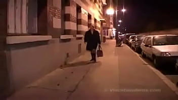 この女性の名前は何ですか...名前gitlお願いします