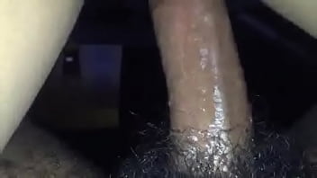 私の元はアトランタで私を訪ねてきました。彼女は私のペニスに潮吹きを続けました