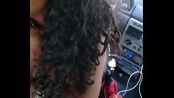 ハンドルを握ってセックスする