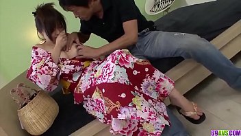 羽田希はクソ時に拾われて撮影される-69avscomでもっと