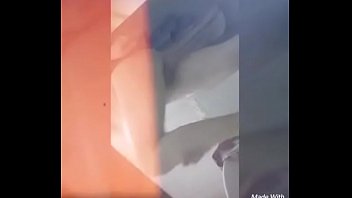 Vkは涼しいシャワーが大好きです