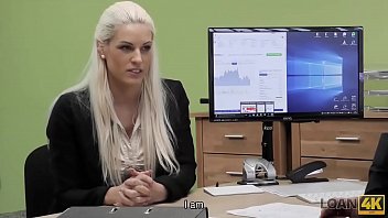 LOAN4K。彼女のローンを承認するための注目に値するブランシュサービス検査官