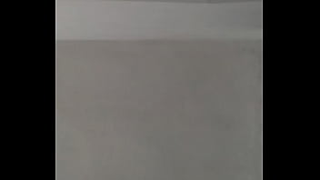 スカートの下で気が散って撮影されました。