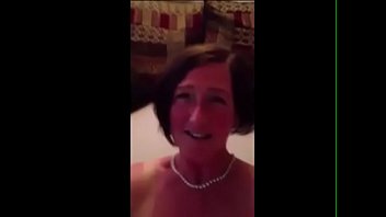 自慰行為をするイギリスのおばあちゃん