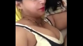 これは私の夫のニミッシュです今私たちは去りますそしてそれは私の休暇を引き裂きます