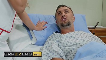 ドクターズアドベンチャー-（カルメンカリエンテ、ケイランリー）-いたずらな看護師をノブする-ブラザーズ