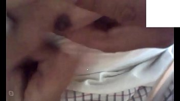 結婚してスカイプで私を見せてスカイプパスからスカイプにカムで別の女の子から私を渡す