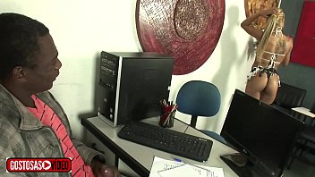 就職の面接に行って上司にあげてしまいました