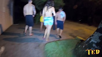Много скуков на рассвете в пятницу в Гуаружа - Луна Оливейра - Паола Гургель - Аньати Барбоза - Уго Белфорт - Сандро Лима - Биньо Тед