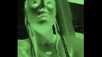 ナブリサが全裸動画を投稿