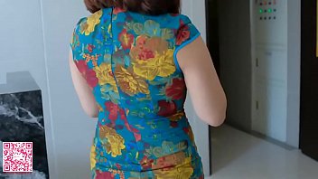 [无码高清] 穿著粉丝指定的服装旗袍【北京广州深圳东莞温哥华等一二线城市外围招嫖，联系微信在我的简介里！点我的用户名就能找到！