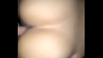 彼女の夫は彼女がカップルの冗談でこのビデオを私に送ることを許可しました