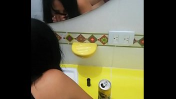 私が見つけた女の子... 彼女は私の妻です 心配しないでください。