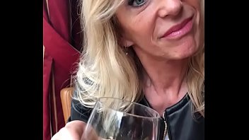 夫の前でBBCとセックスするフランス人熟女マリーナ・ボーリュー