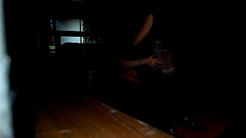 仕事の地下室で秘書とこっそりセックス
