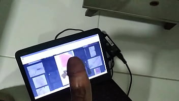 男性を食べるRe236はcasadinha雌犬に敬意を表しています。私の小さな映画にコメントして、もっと投稿します！コメントにあなたのSkpを残してください！キス