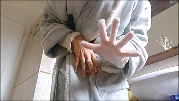 外陰部と肛門を明確に制御するには強い光が必要です