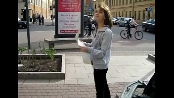 小さな十代の若者たちの無料ポルノ映画のシーン