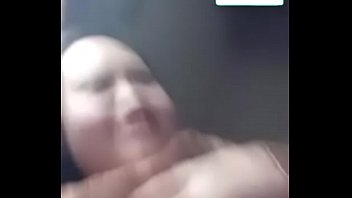 1995年の妹はおまんこを見て永遠に幸せ