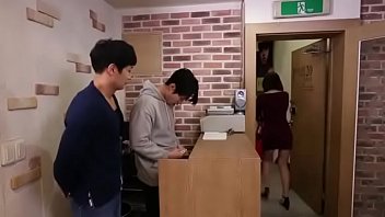 かかとのある無実の中国人
