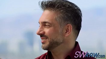 スワッピングの人生はセックスと素晴らしい経験に満ちています！参加したい