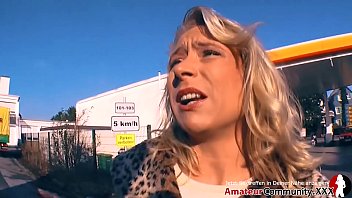 熟女痴女ビビアは彼女のタイトなASSHOLEをクソコックを持っているのが大好きです！