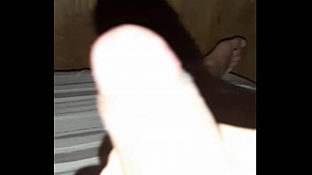 私は自慰行為をすることにしました、教えてください、私はどのように見えますか？
