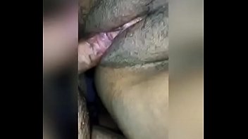 私がクリームを落とすまで私の女の子をクソ