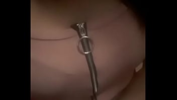 私のクソガールフレンドは自分自身に触れます、あなたが私に見せたいものをコメントしてください