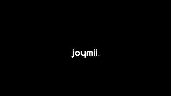 ソロエロ動画を作るのが好きなキューティーキャンディスを誘う