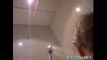 ダングラーのための素晴らしい十代のミンクスターニャの渇望