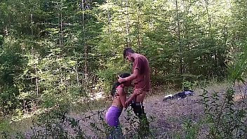 アルゼンチンの屋外セックス-チリの森でのフェラ（不完全なビデオ）