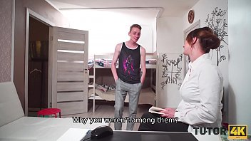 TUTOR4K. Хорошенькая профи трахнута парнем, который достаточно молод, чтобы быть ее пасынком