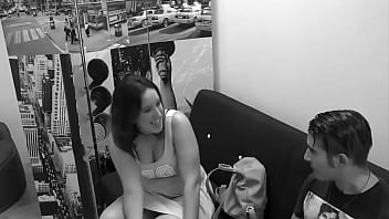 ニカがあなたに見せたくなかったビデオ。どうやって巨乳のティーンを捕まえたのか！