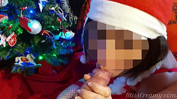 ミスサンタクロースはにクリスマスのためにたくさんのセックスを与えます-MissCreamy