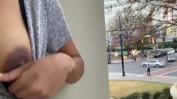 公園での黒檀の公共オナニー