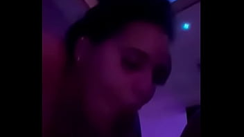 誕生日セックス三人組w / gfと彼女の親友パート1